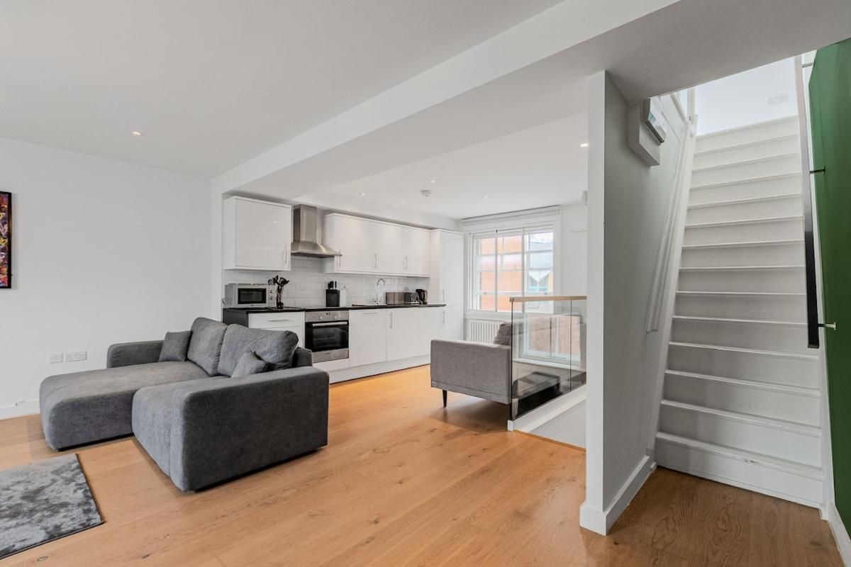 Apartamento 2 Bd Soho Luxury Living-high Ceilings Huge Terrace Londres
